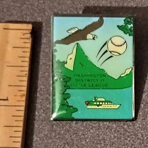 Washington District 11 Little League Baseball Eagle Collectible Lapel Pin A-2